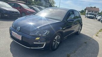 Volkswagen e-Golf 85 KW Plně elektrický
