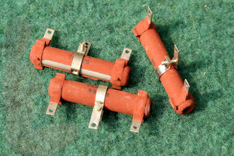 Nové rezistory SP5-3 a TR 626 - 1
