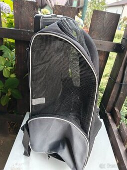 Batoh na psa - 1