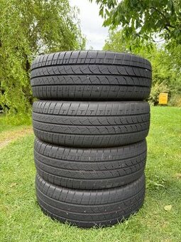 215/65 R16 C Bridgestone