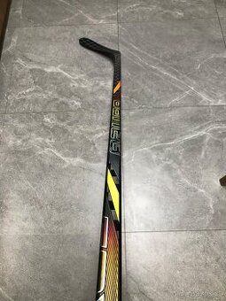 Hokejka bauer nexus tracer , na míru pro hráče,p92,77flex