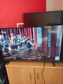 Prodám televizi LCD Smart Philips 32ph55507/12