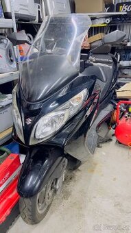 Suzuki Burgman 400