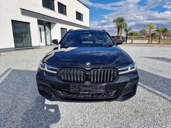 Prodám — BMW 530i,M Sport , 2021, HUP, PANO, LASER