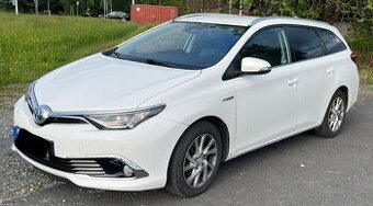 Toyota Auris Hybrid 1.8 VVT-i r.12/2018, naj.102xxxkm Bi-LED - 1