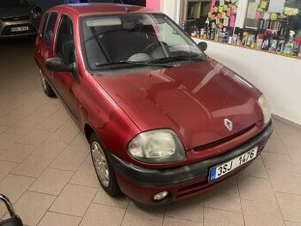Renault Clio 1.2i klimatizace,pětidveřové,nová STK