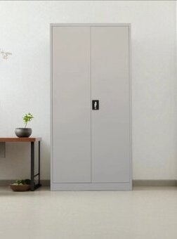 Plechová skříň do kanceláře