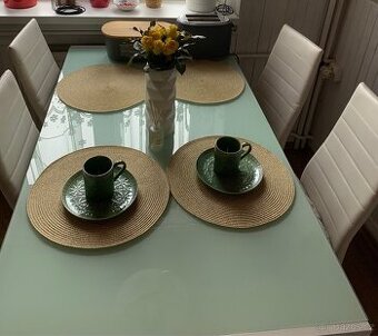 Prodám 4 kusy bílé židle