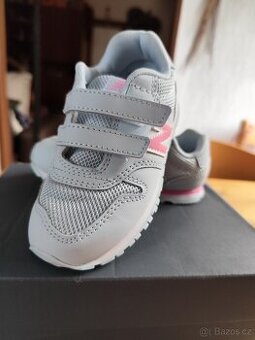Dětské botičky New Balance vel. 25