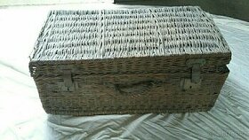 Proutěný koš