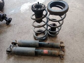 Zadní tlumiče a pružiny na Fiat Punto