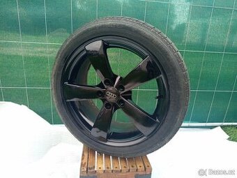 S1 Černa sada ALU kol 5x112 r17 Zimní sleva 50%