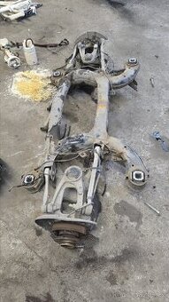 Bmw x6 e71 zadni naprava