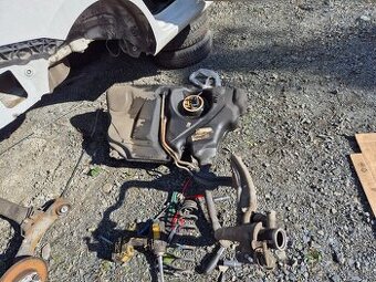 Palivova nadrz Fabia 3 III combi 1.4 tdi