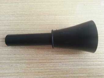 Orig. Ford plastová nálevka na aditivum