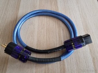 IsoTek Extreme 1,5m.  Napájecí kabel C19