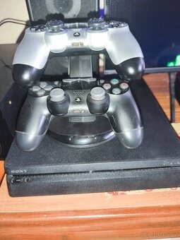 Ps4, 25 her, ovladače, nabíjecí stanice