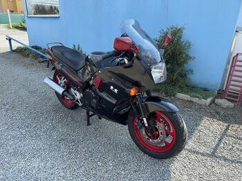 Kawasaki GPX 750 74kW 1989