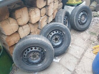 Zimní zátěžový mercedes R15