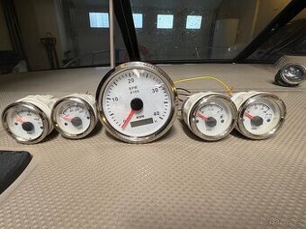 Lodni palubni budiky