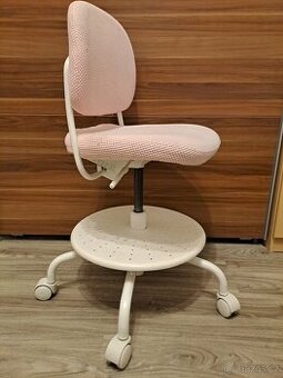 Dětská kolečková židle