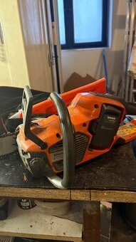 Prodám Husqvarna 540i XP + baterie Bli200, bez nabijecky