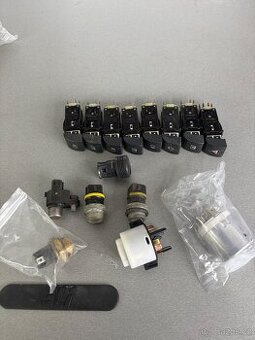 Škoda Felicia – spínače, čidla a drobné díly