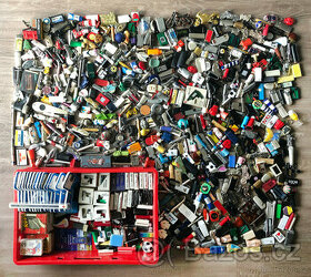 Velká sbírka zapalovačů - 640 kusů