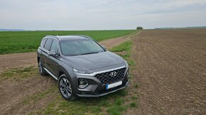 Hyundai Santa Fe - 2.2 , 147kW, 7 míst