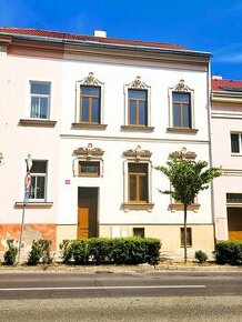 Prodej domu Znojmo - 1