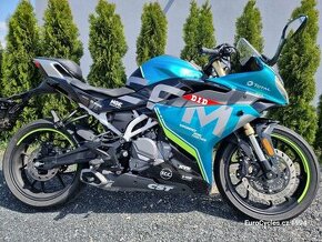 CFMOTO 300 SR, 2023