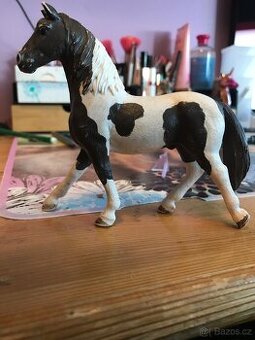 Schleich koník
