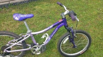 Dívčí kolo Specialized HotRock 20"