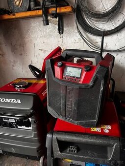 Hilti radio s nabíječkou + baterie 22V 5.2Ah