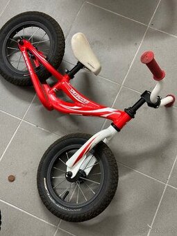 Odrážedlo Specialized