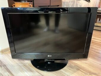 Televize LG 32LG2100 + set-top box Qviart T2H265