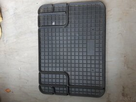 Koberečky do auta - 1