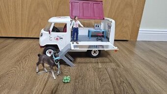 Schleich - Mobilní veterinářská klinika