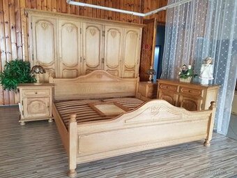 CELODŘEVĚNA BELGICKÁ LOŽNICE VELMI DRAHÝ MODEL