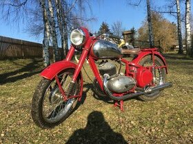 Jawa 350/18 pérák po pěkné renovaci vhodný na ježdění