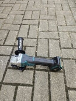 Makita DGA508, aku úhlová bruska
