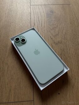 Apple iPhone 15 Plus 128GB zelený