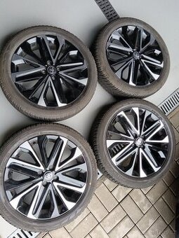 ZIMNI al kola 18" ORIGINAL TOYOTA AYGO X, AYGO-X