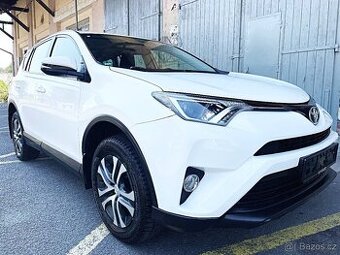 TOYOTA RAV-4 2.0i VALVEMATIC 4x4 2018 112KW WEBASTO TOP