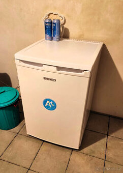 Menší lednice Beko TSE 1283
