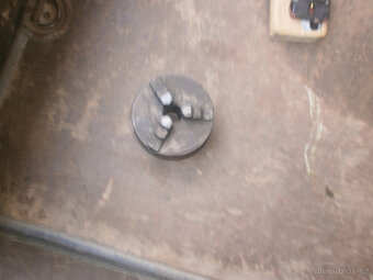 Sklíčidlo půměr 100 , vhodná na soustruh MN 80