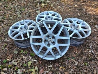 Sada originálních Alu disků - VW MONTREAL II R16