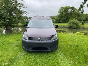 VW Caddy 1.6Tdi/55kw,rok 6/2014 naj:230tkm NAVIGACE