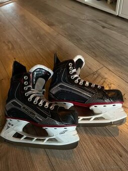 Hokejové brusle velikost: EUR37.5