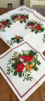Vánoční ubrus s ubrouskem